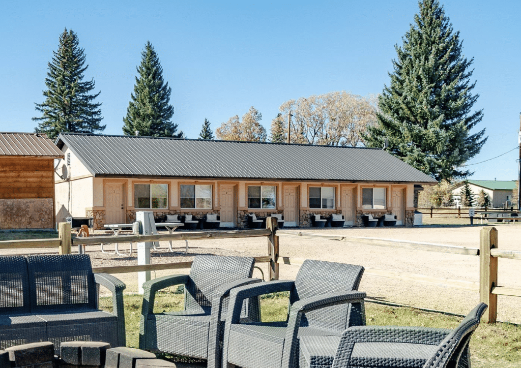 Mountain Ridge Cabins and Lodging